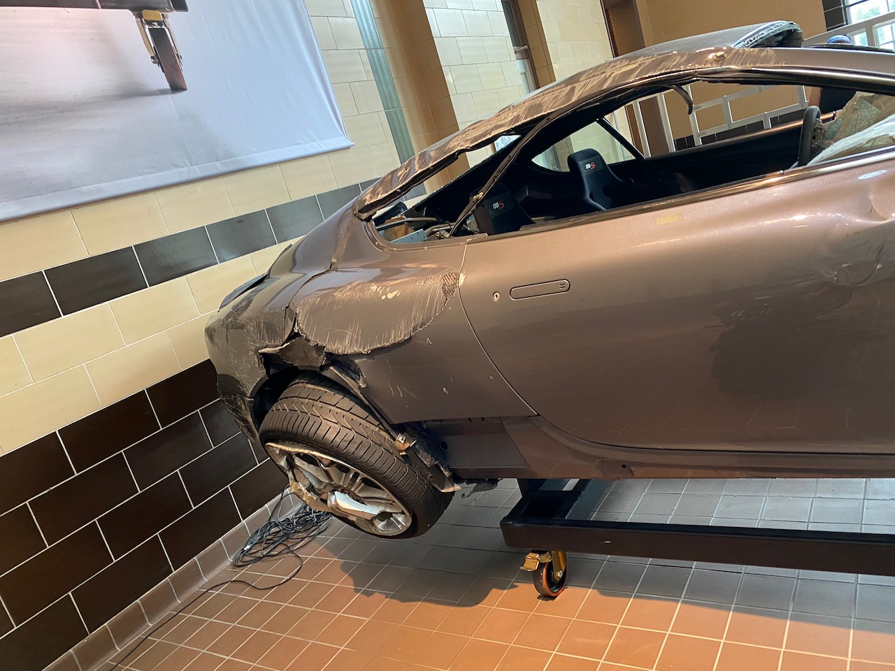 saratoga spa - 2006 aston martin dbs casino royale 04