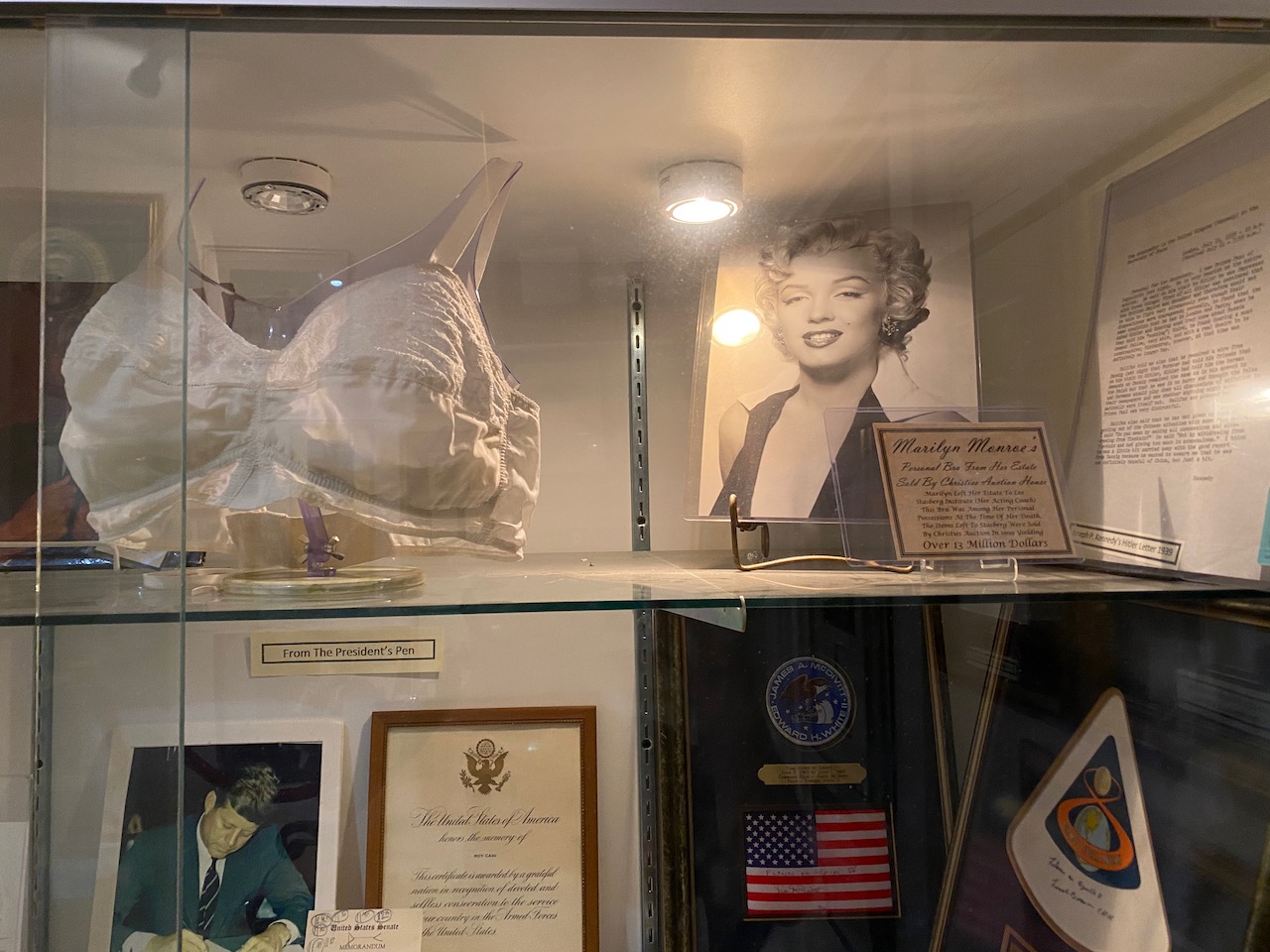 Gettysburg History Museum - Marilyn's bra